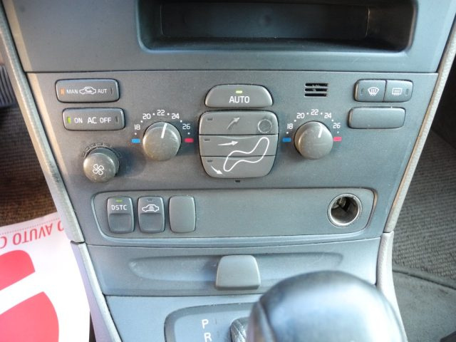 VOLVO XC70 usata, con Sedile posteriore sdoppiato