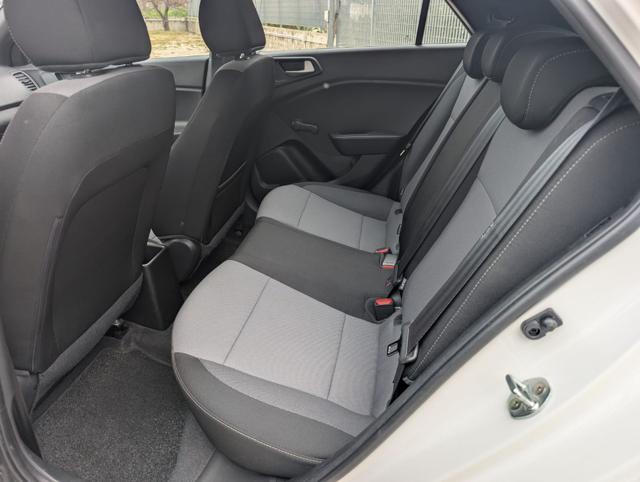 HYUNDAI i20 usata, con Climatizzatore
