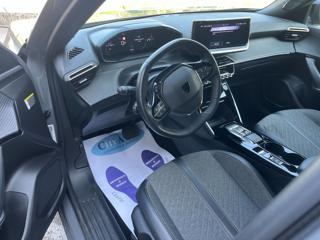 PEUGEOT 2008 usata, con Controllo automatico clima