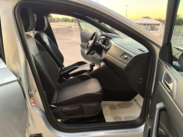 VOLKSWAGEN Taigo usata, con Controllo automatico clima