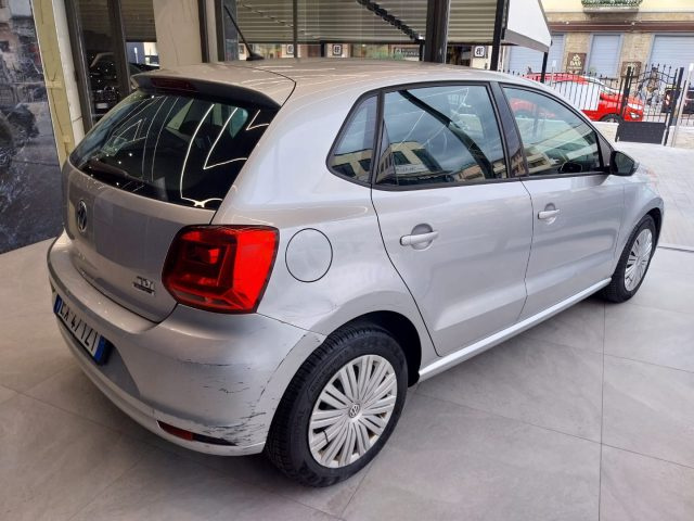 VOLKSWAGEN Polo usata, con Autoradio