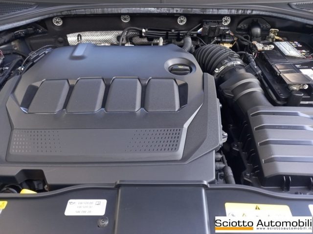 VOLKSWAGEN T-Roc usata, con Bluetooth