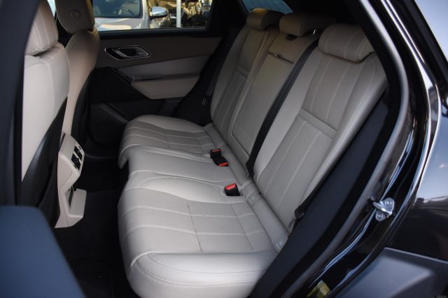 LAND ROVER Range Rover Velar usata, con Volante in pelle