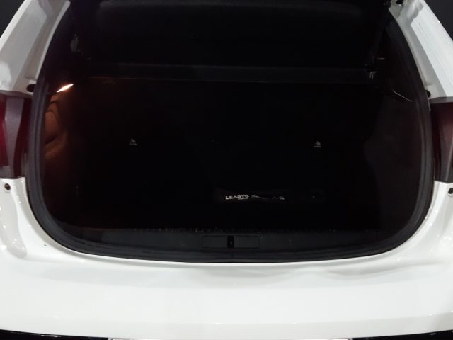 PEUGEOT 208 usata, con Luci diurne LED