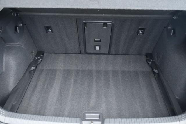 VOLKSWAGEN Golf usata, con Limitatore di velocità