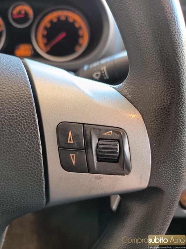 OPEL Corsa usata, con Immobilizzatore elettronico