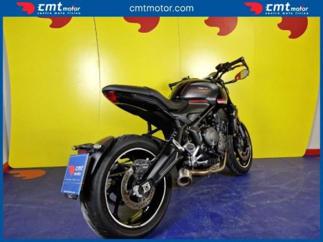 TRIUMPH Trident 660 usata 3