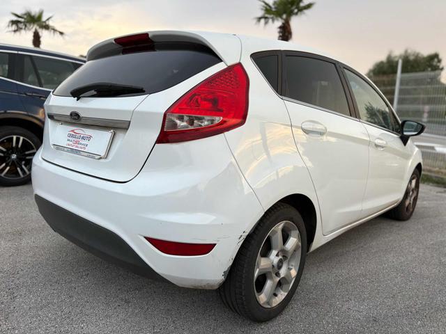 FORD Fiesta usata, con Airbag laterali