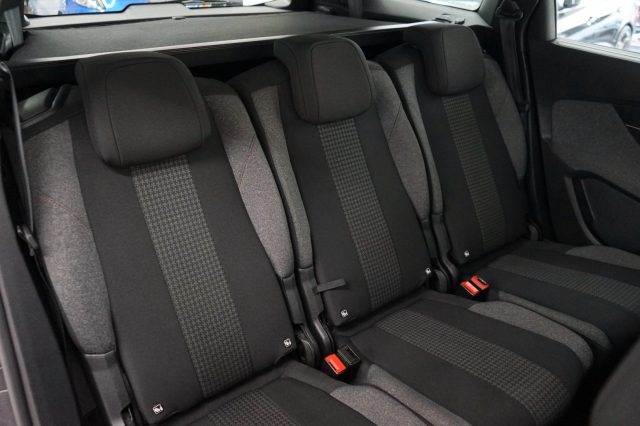PEUGEOT 5008 usata, con Riconoscimento dei segnali stradali