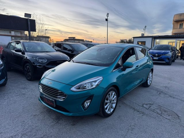 FORD Fiesta usata, con ABS