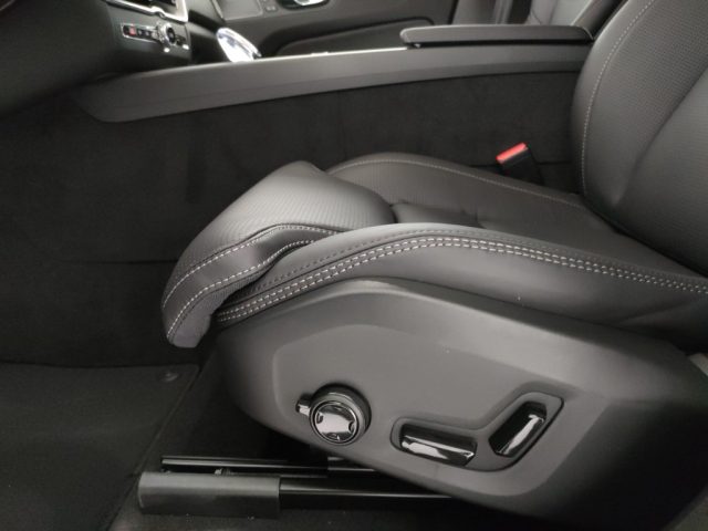 VOLVO XC60 usata, con Sedili riscaldati
