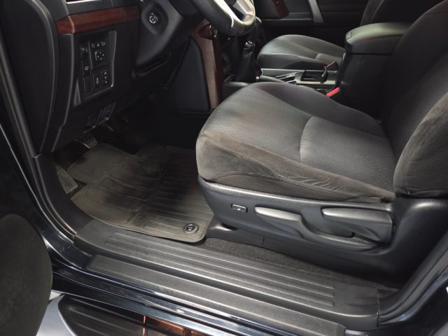 TOYOTA Land Cruiser usata, con Fendinebbia