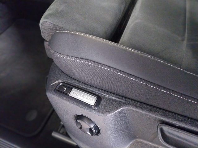 VOLKSWAGEN T-Roc usata, con Boardcomputer