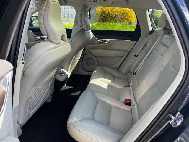 VOLVO V90 Cross Country usata, con Fendinebbia