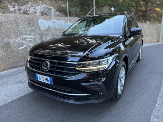 VOLKSWAGEN Tiguan usata, con Airbag