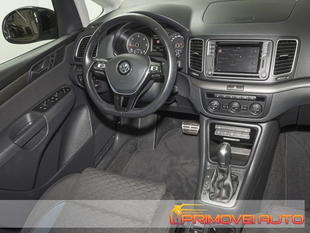 VOLKSWAGEN Sharan usata, con ABS