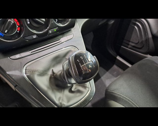 LANCIA Ypsilon usata, con Isofix