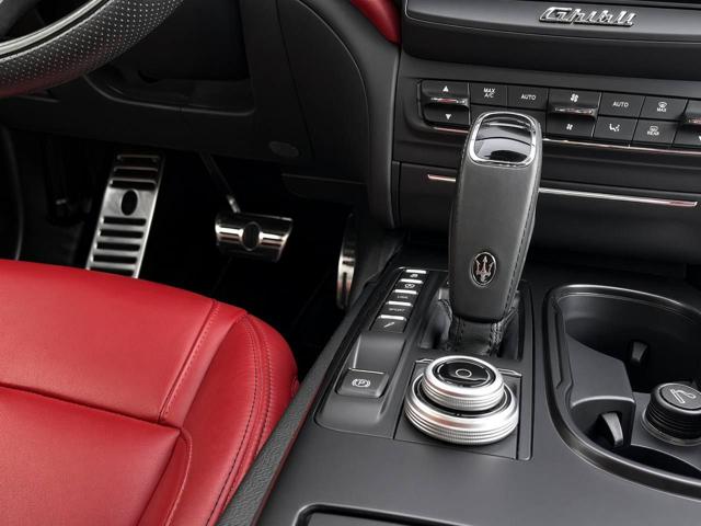 MASERATI Ghibli usata, con Tettuccio apribile