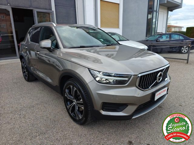 VOLVO XC40 usata, con Airbag laterali