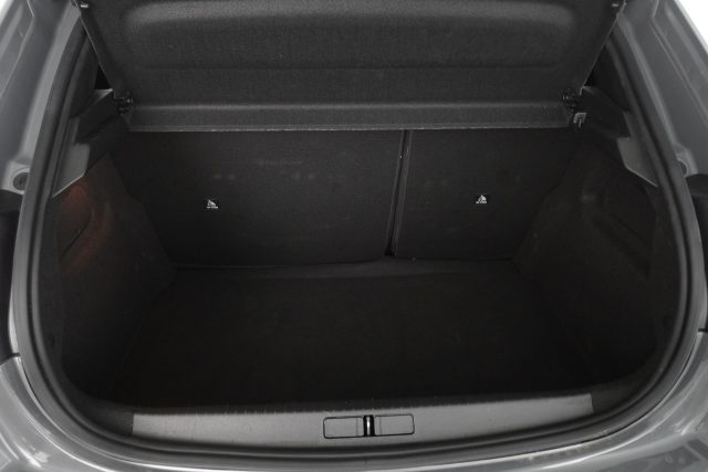 PEUGEOT 208 usata 12