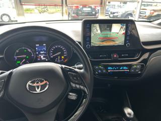 TOYOTA C-HR usata, con Climatizzatore