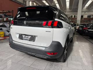 PEUGEOT 5008 usata, con Fendinebbia
