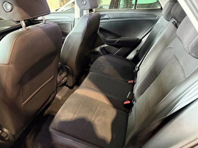 VOLKSWAGEN T-Roc usata, con Cerchi in lega