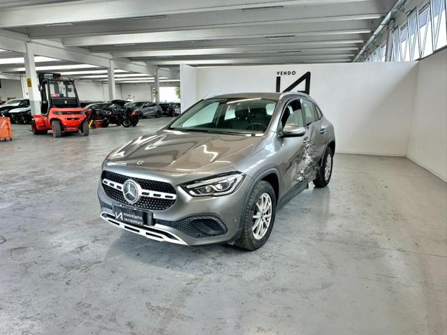 MERCEDES-BENZ GLA 180 usata, con Airbag laterali