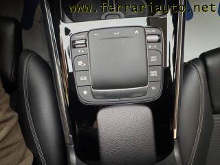 MERCEDES-BENZ GLA 200 usata, con Park Distance Control