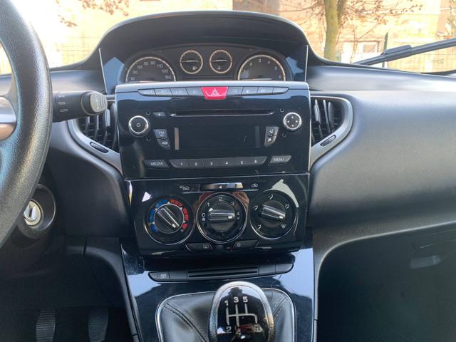 LANCIA Ypsilon usata, con Airbag testa