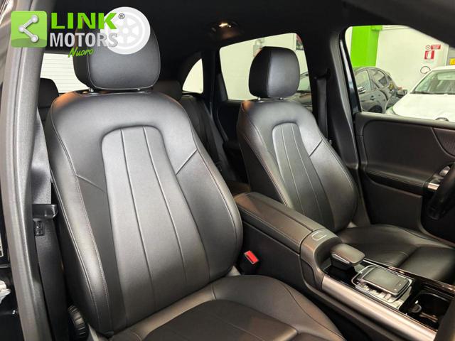 MERCEDES-BENZ B 180 usata, con Portellone posteriore elettrico