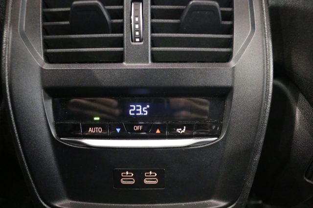 BMW 320 usata, con Sensori di parcheggio posteriori