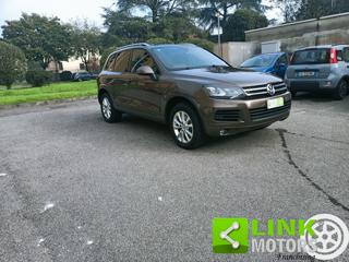 VOLKSWAGEN Touareg usata, con Airbag
