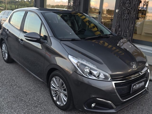 PEUGEOT 208 usata, con Airbag