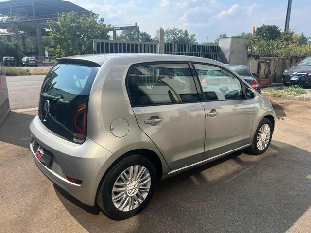 VOLKSWAGEN up! usata, con Autoradio