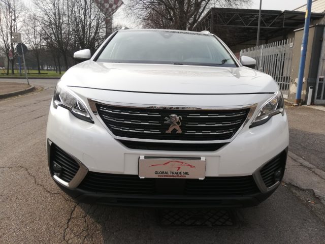 PEUGEOT 5008 usata, con Autoradio
