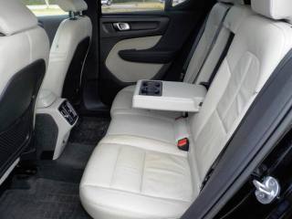 VOLVO XC40 usata, con Sensori di parcheggio posteriori