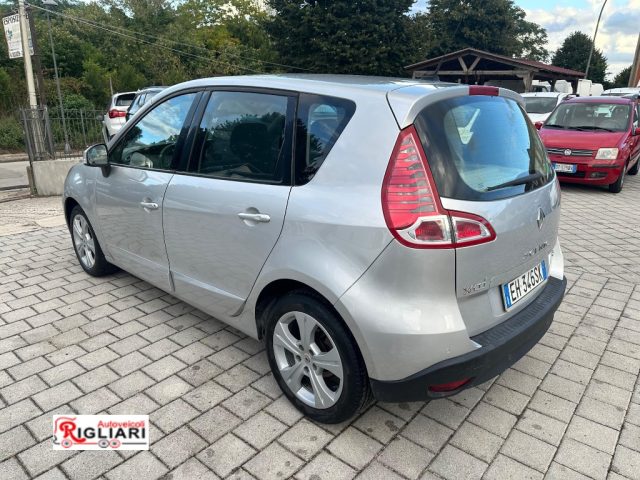RENAULT Scenic usata 21