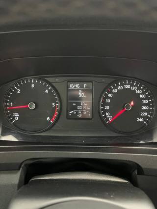 VOLKSWAGEN Caravelle usata, con Gancio traino