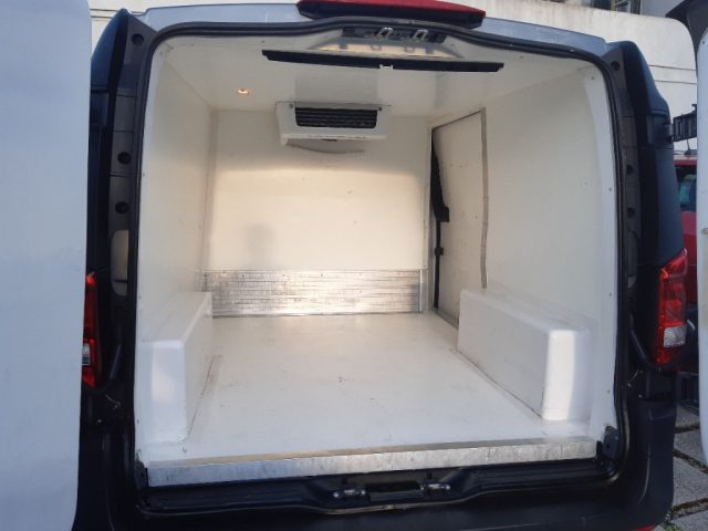 MERCEDES-BENZ Vito usata, con Autoradio digitale
