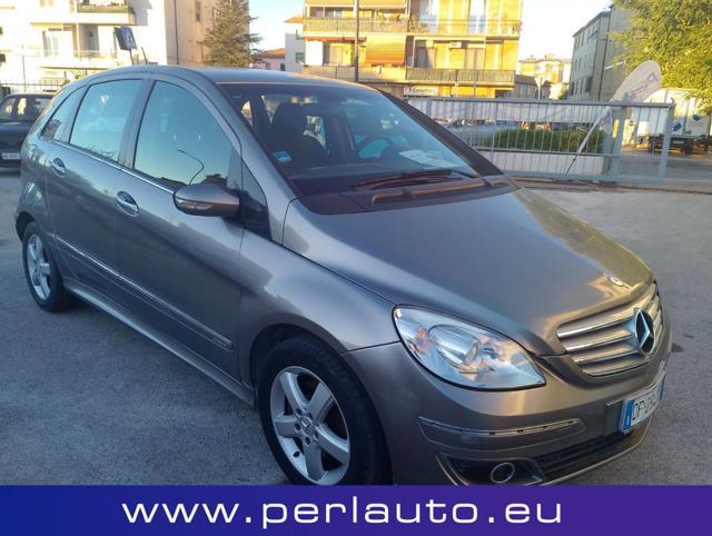 MERCEDES-BENZ B 180 usata, con Airbag