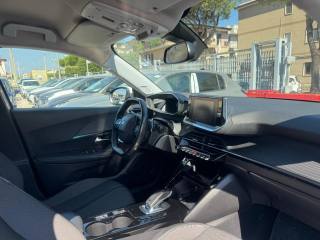 PEUGEOT 2008 usata, con Climatizzatore