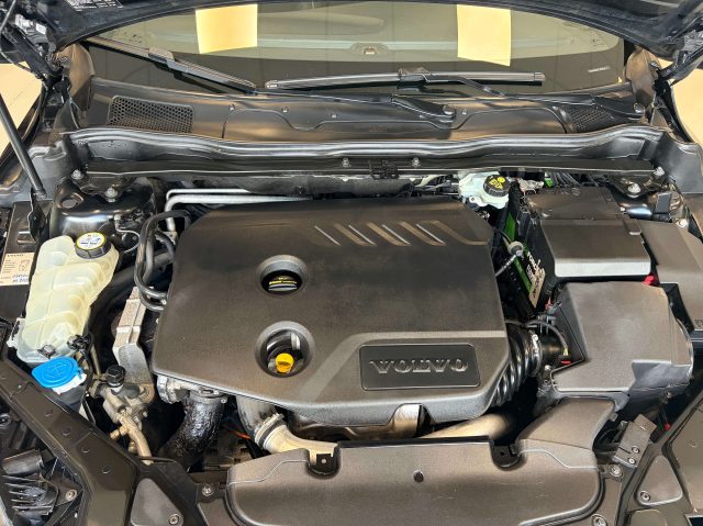 VOLVO V40 usata, con USB