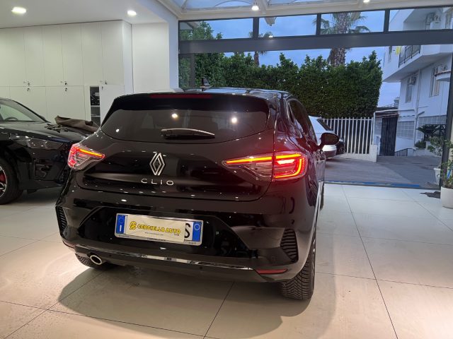 RENAULT Clio usata, con Autoradio