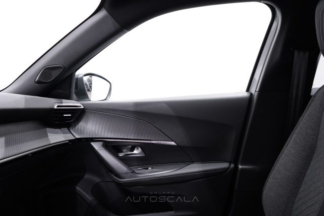 PEUGEOT 2008 usata, con Autoradio digitale