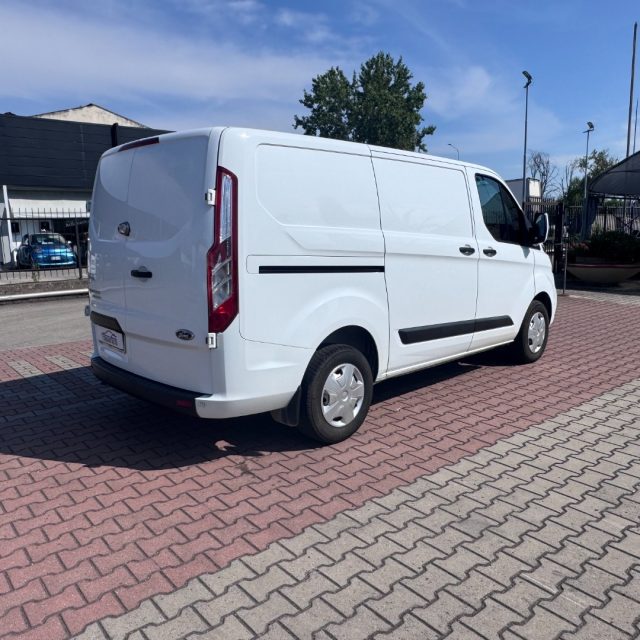 FORD Transit Custom usata, con Autoradio