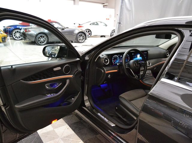 MERCEDES-BENZ E 220 usata, con Airbag