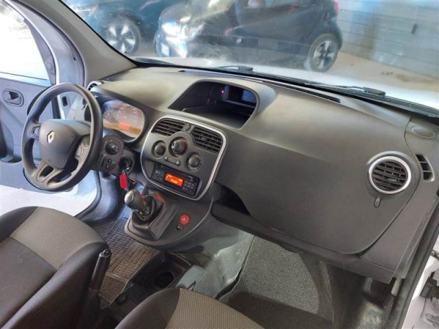 RENAULT Kangoo usata, con Controllo trazione