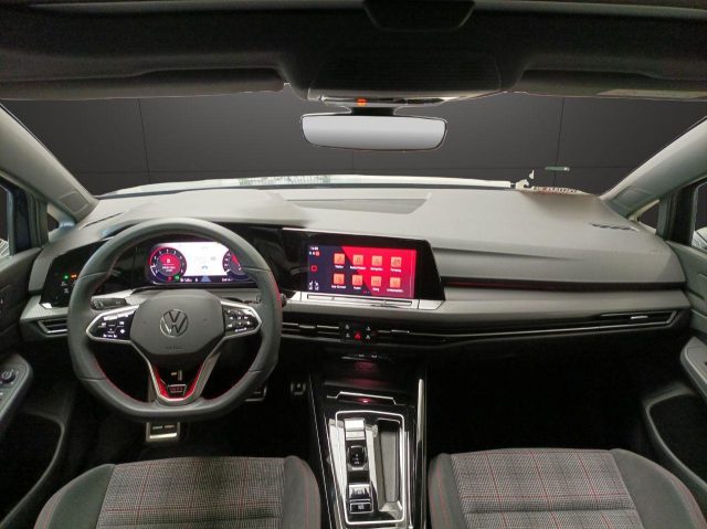 VOLKSWAGEN Golf usata, con Cruise Control