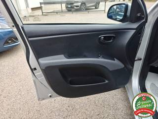 HYUNDAI i10 usata, con Chiusura centralizzata